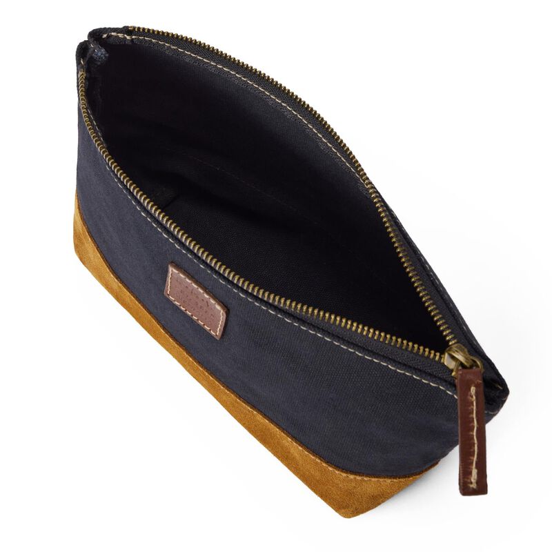 R.M. Williams Tasman Zip Pouch image number 3